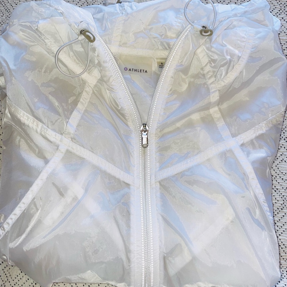 Athleta Sheer White Windbreaker Jacket — Women’s Small